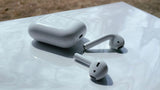 AirPods 2 - Wireless Charging Case